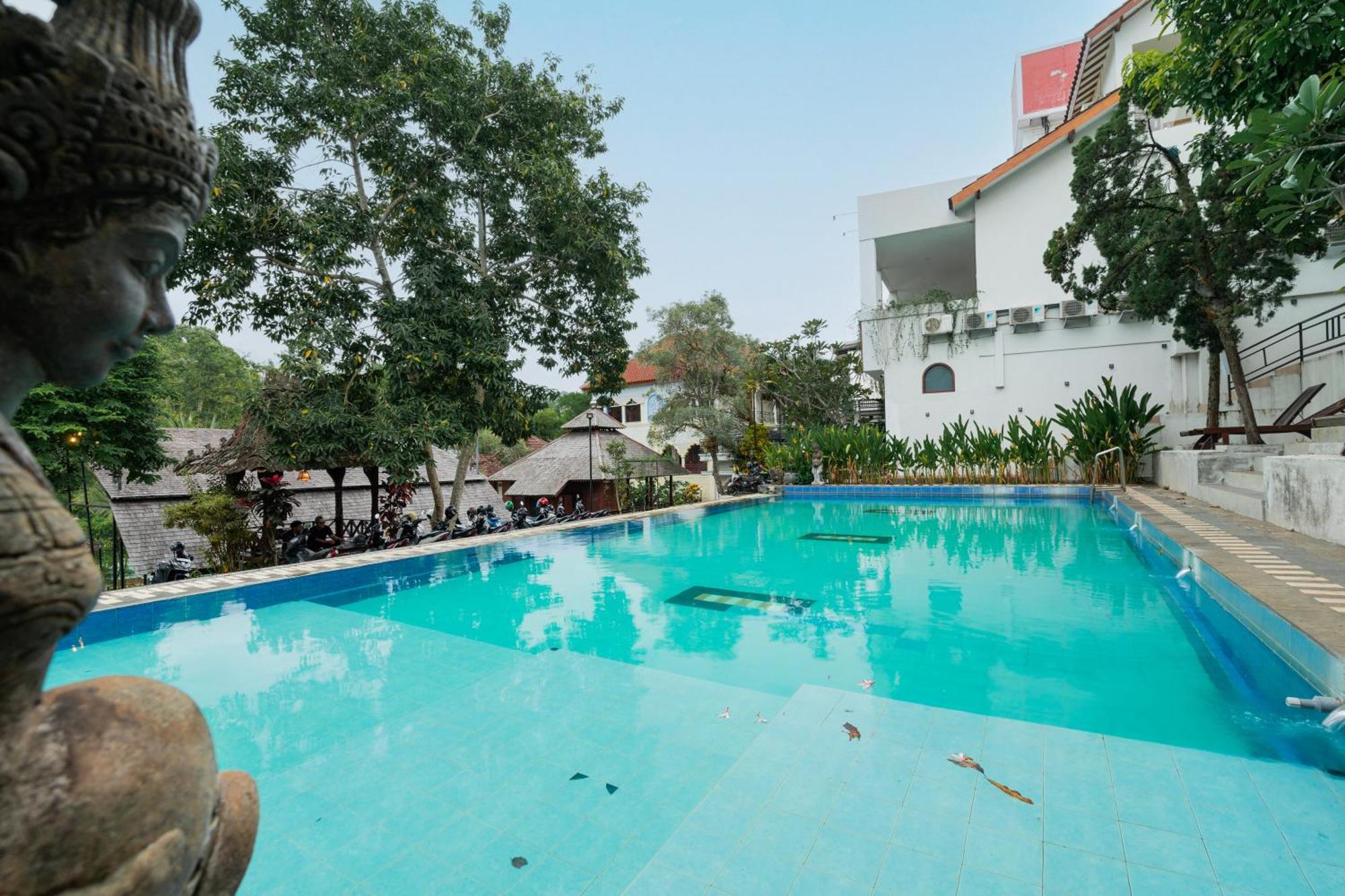 Padi Heritage Hotel Malang Buitenkant foto