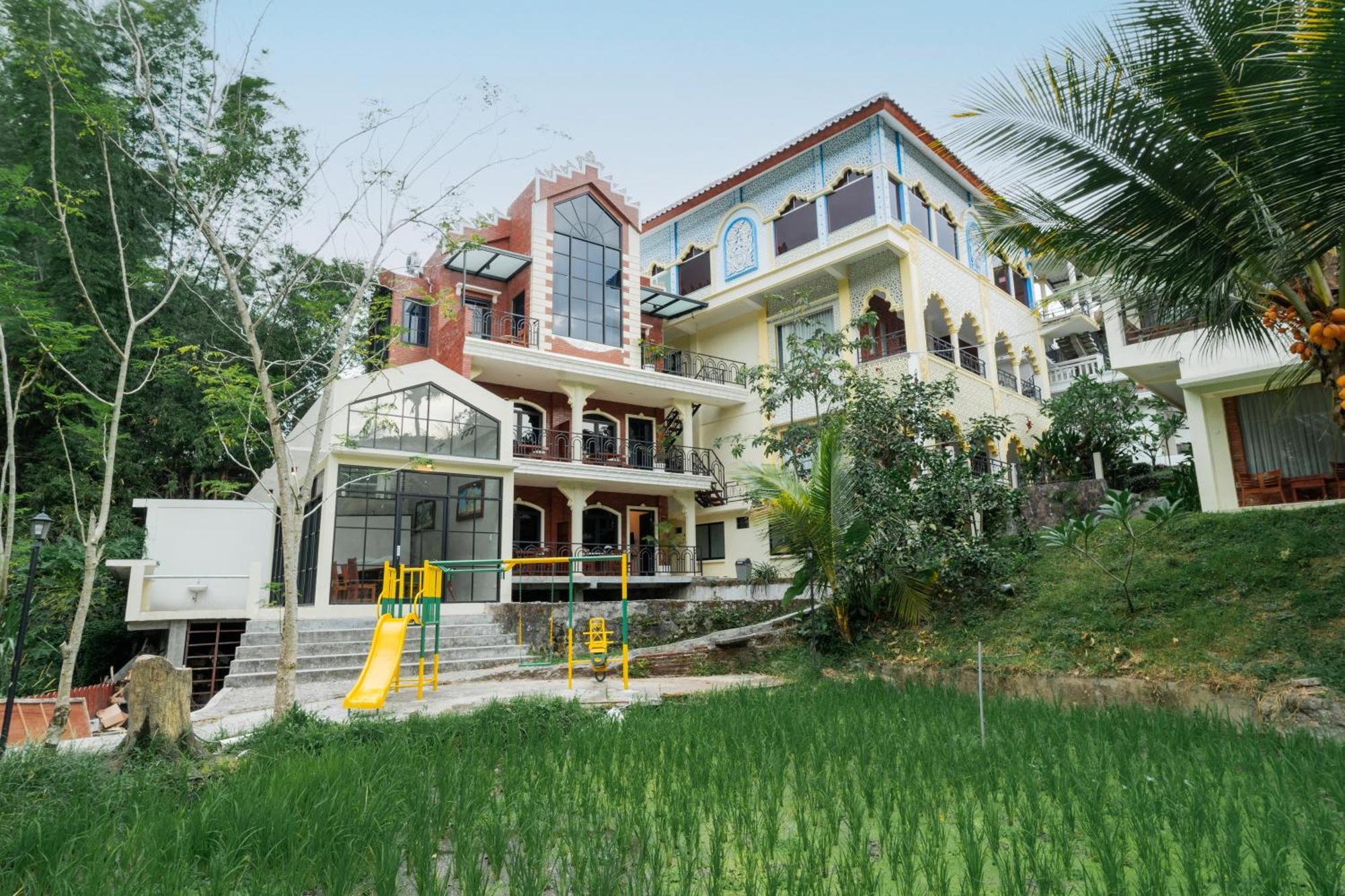 Padi Heritage Hotel Malang Buitenkant foto